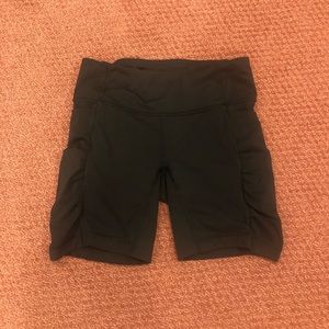 Lulu lemon black spandex short